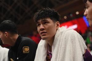 陈国豪致意老东家北控：感谢💜To新东家广州：一起前行无畏❤️