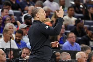 真要走?苏群:卢的发言让我不安 没揽责却似乎在说责任在管理层